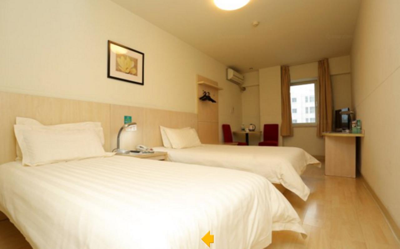 Jinjiang Inn Wuhan Wuchang Railway Station Екстер'єр фото